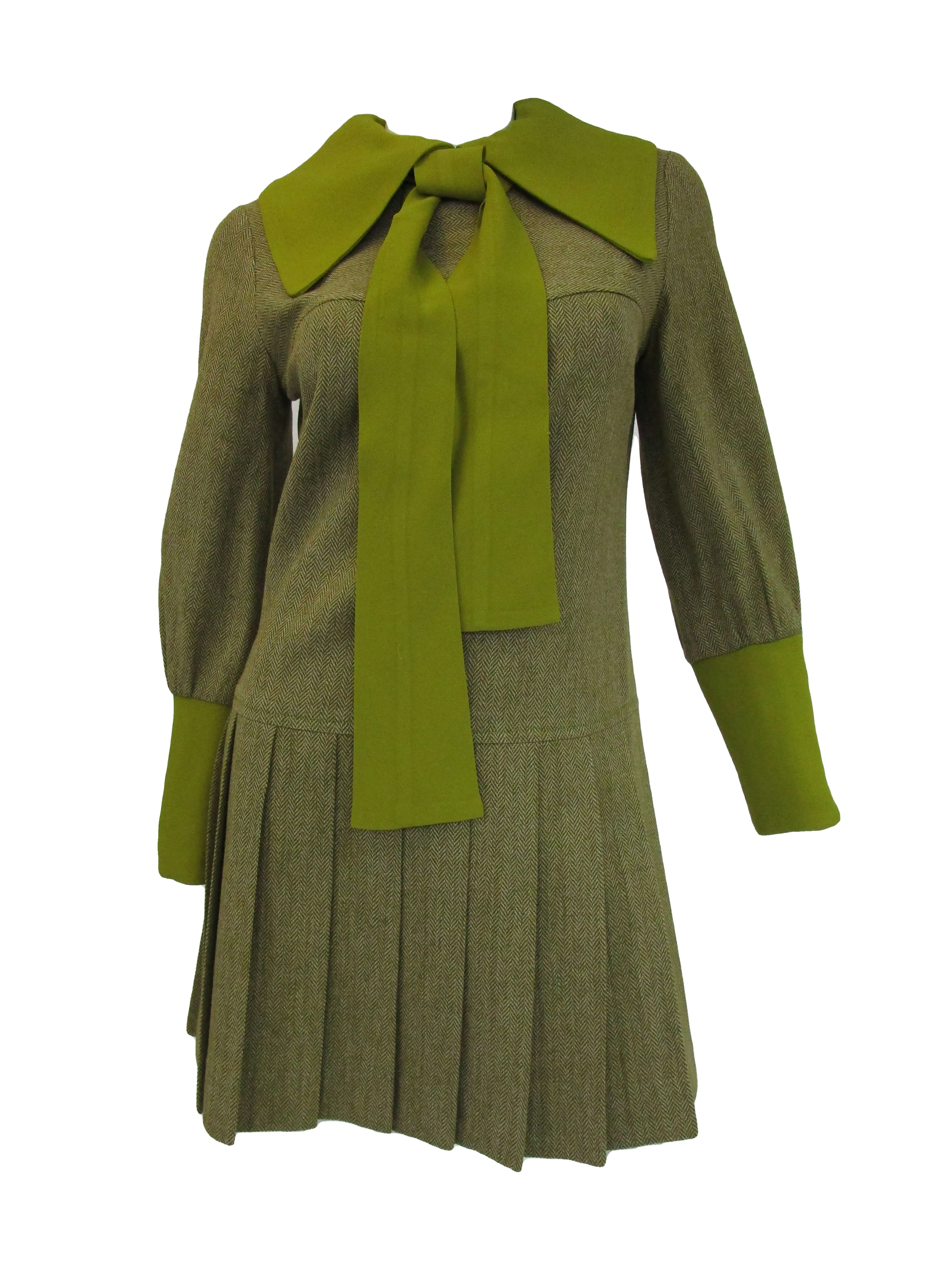 1970s Green Wool Dress With Detachable Neck Tie