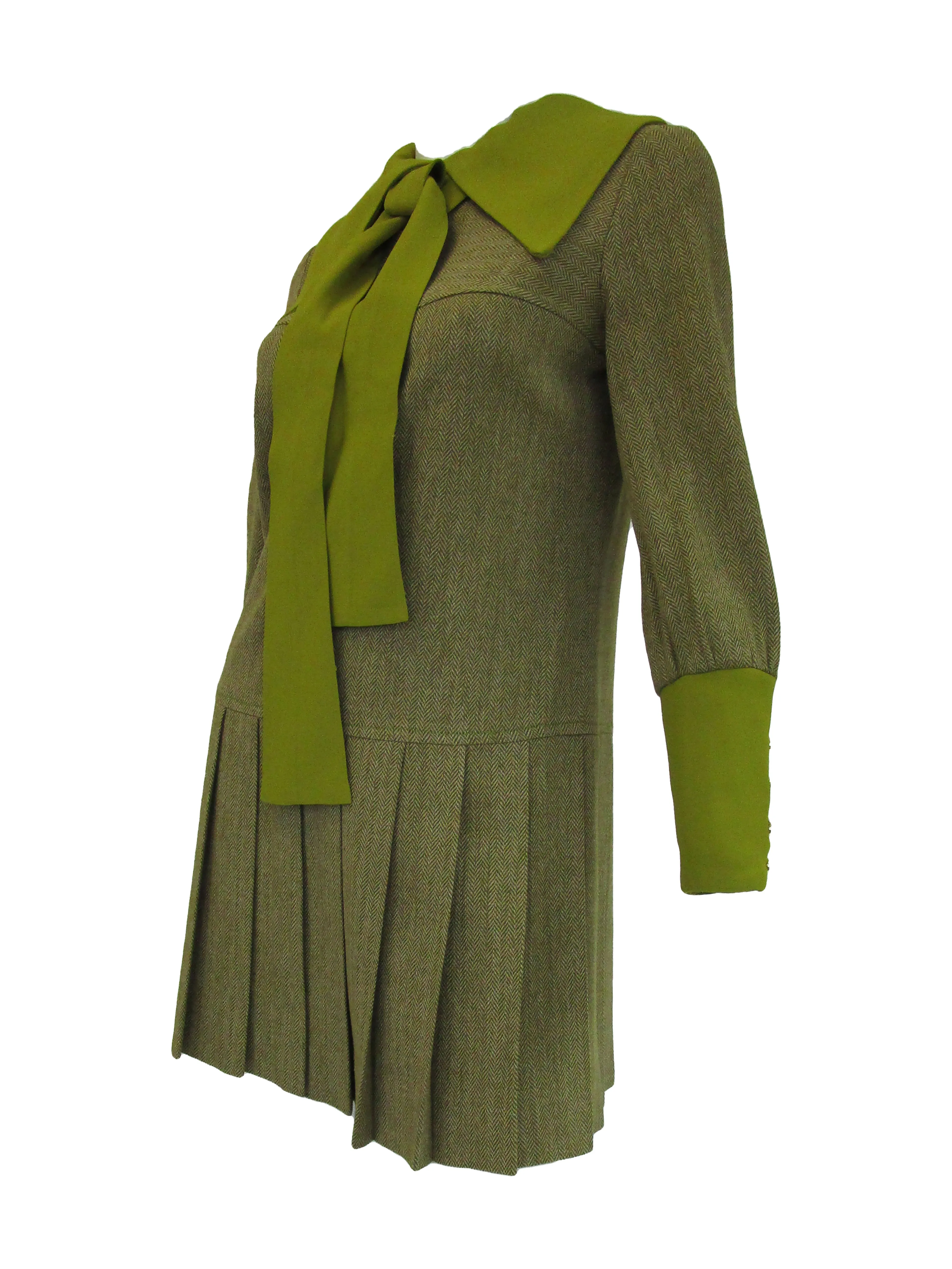 1970s Green Wool Dress With Detachable Neck Tie