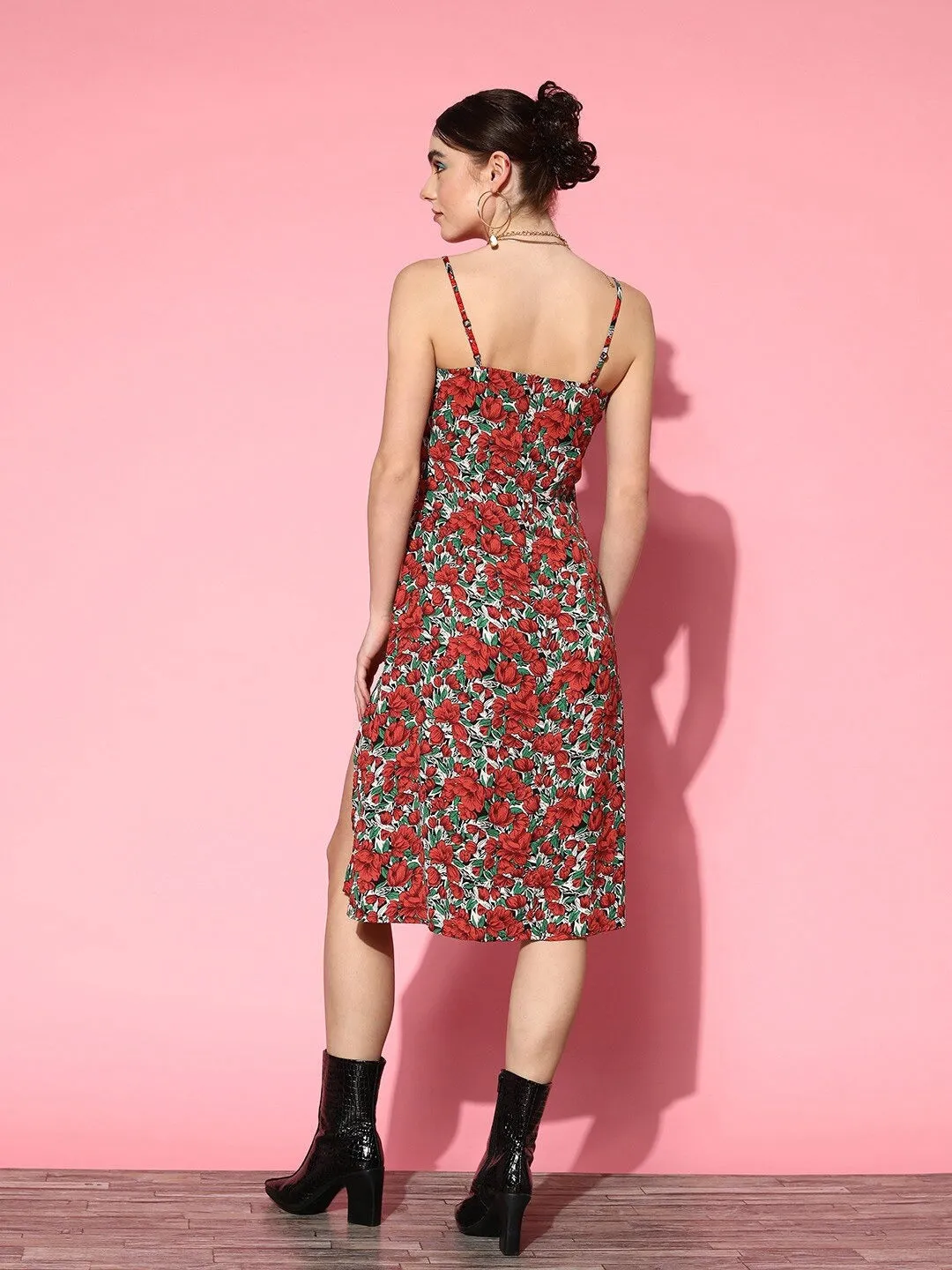 Berrylush Women Red & Green Floral Printed Sweetheart Neck Straight Hem Crepe Thigh-High Slit A-Line Midi Dress