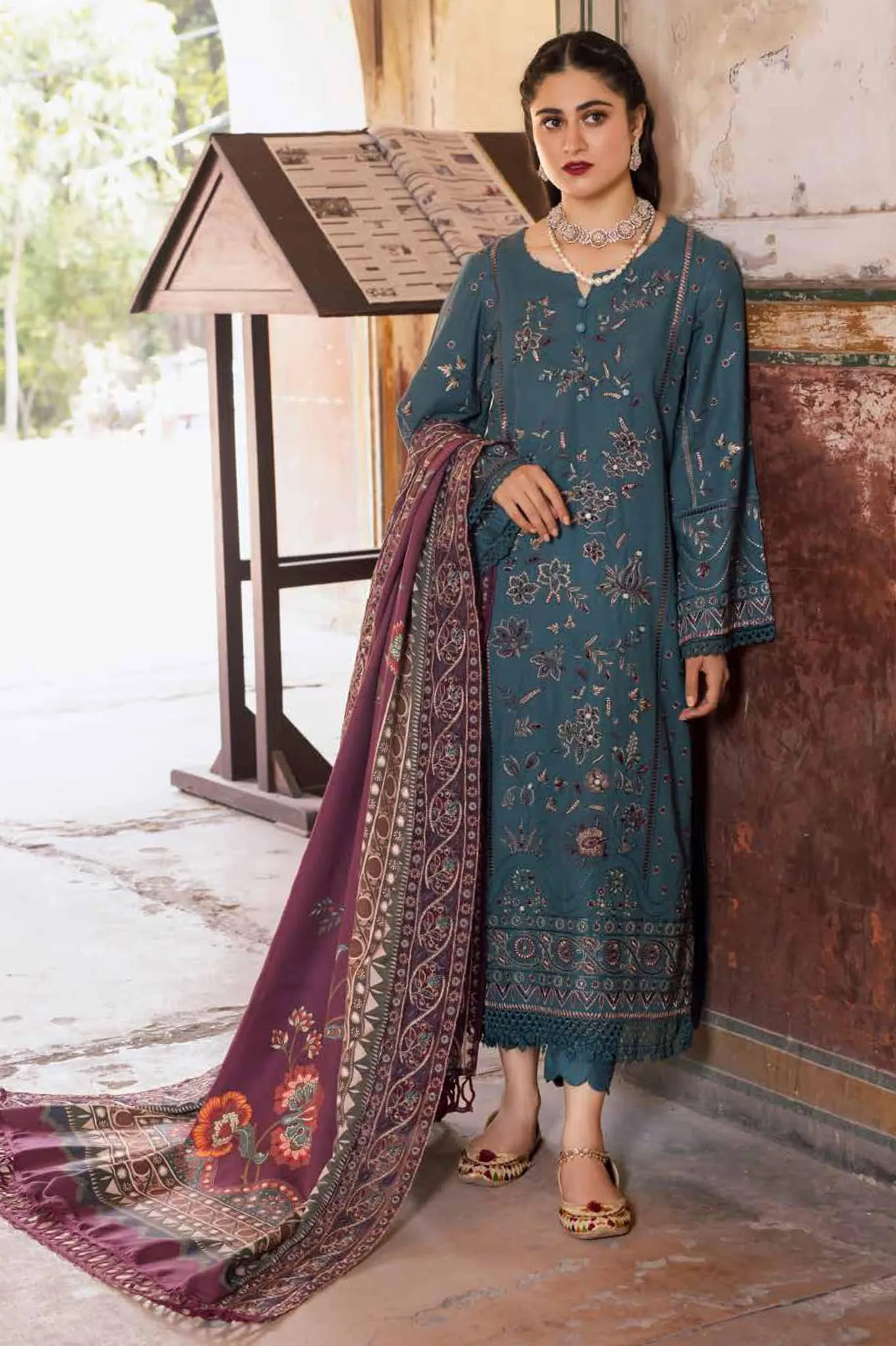 Maya by Nureh Unstitched 3 Piece Embroidered Khaddar Collection'2022-NW-72