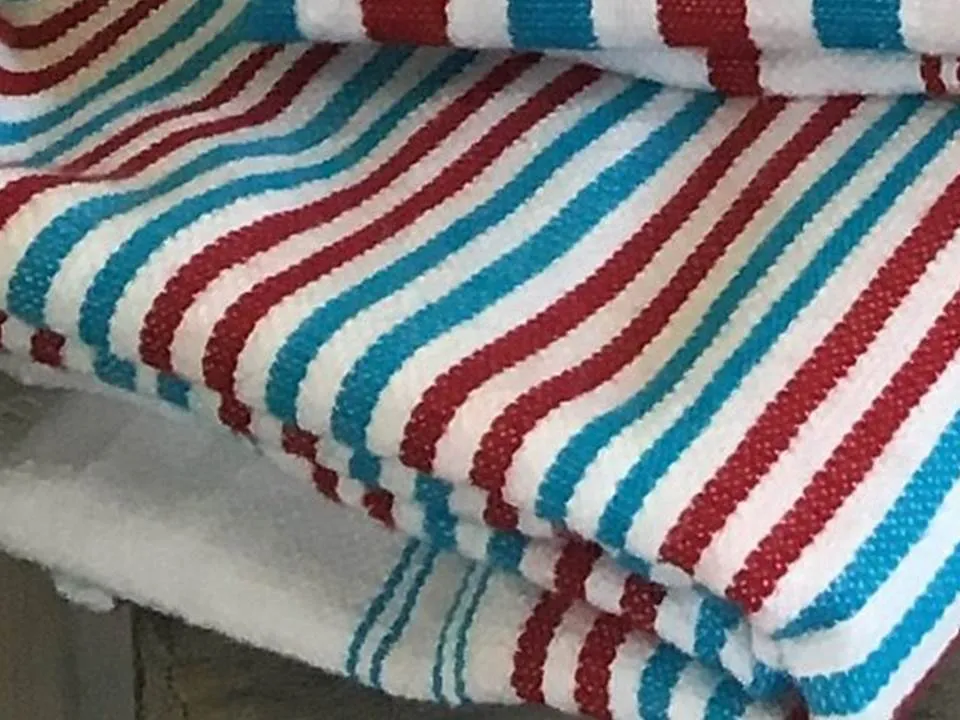 Mendil - Beach Towel - Red & Turquoise Thin Stripes