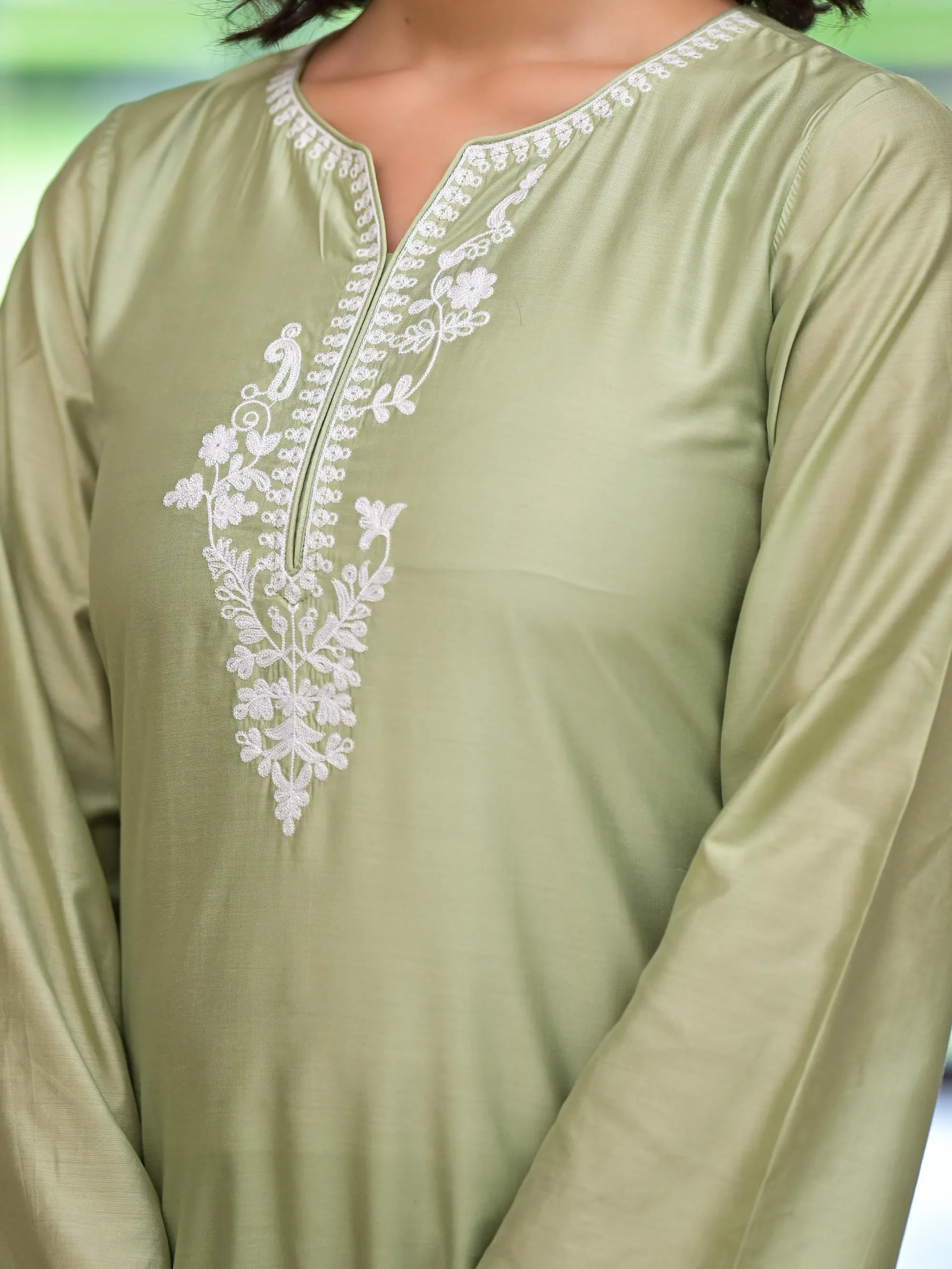 Olive Thread Embroidered Viscose Kurta Set With Thread & Mirror Work