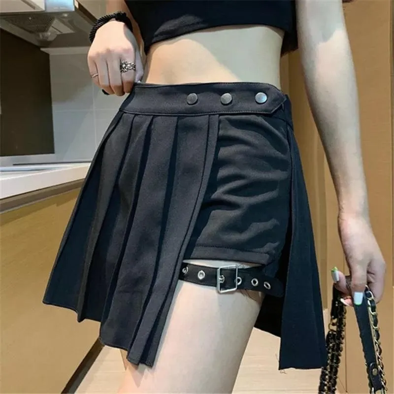 Pleated Skorts (Skirt x Shorts) with Rivet Accents