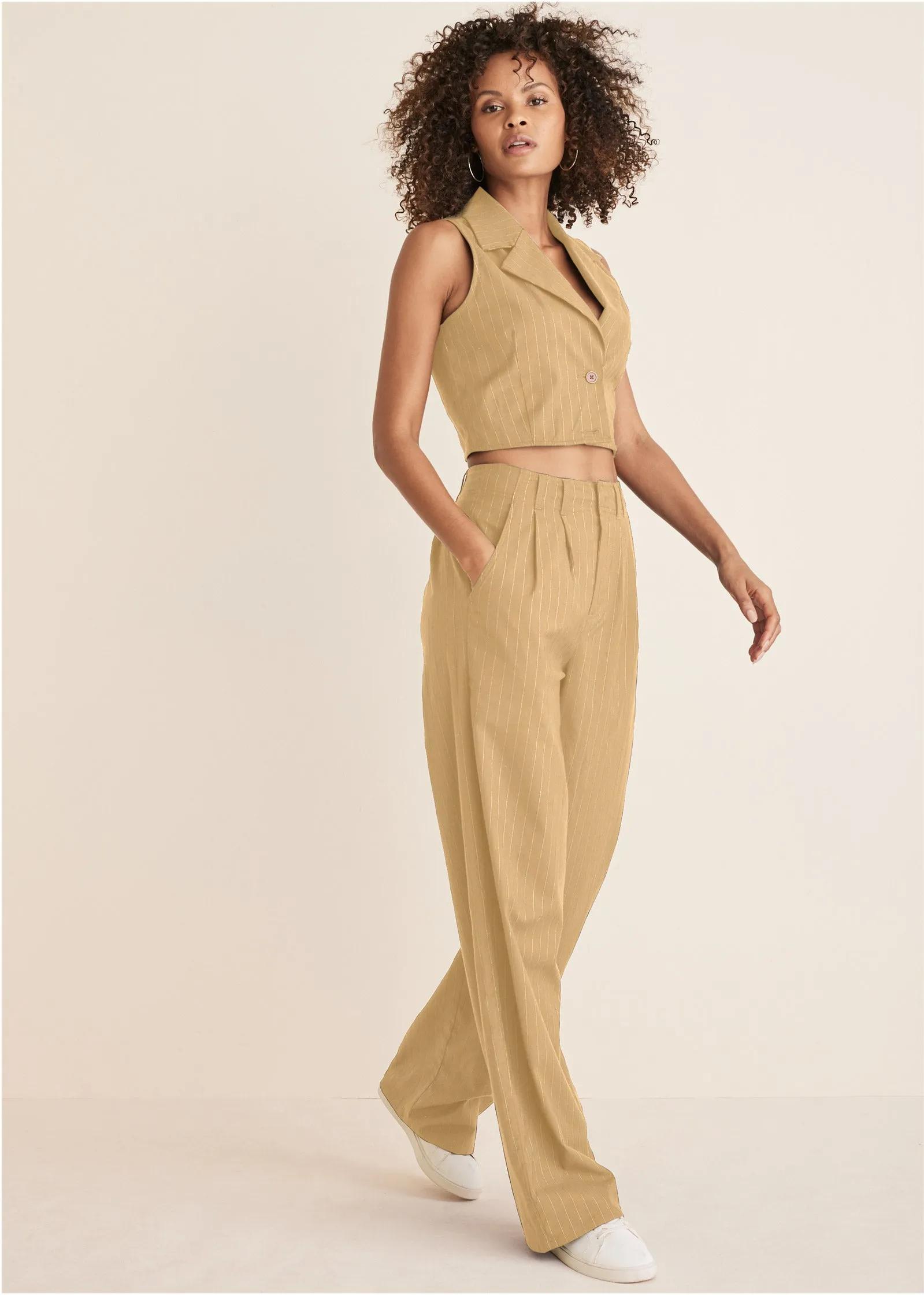 Sleeveless Cropped Suit Set - Camel