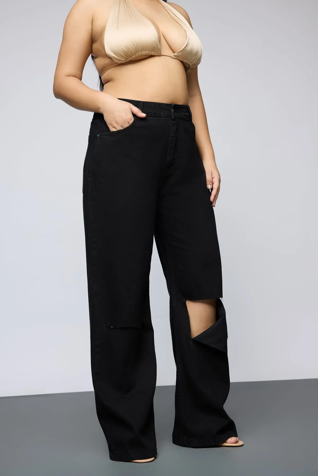 Ultra Black Knee Distressed Curve Wide Leg Jeans