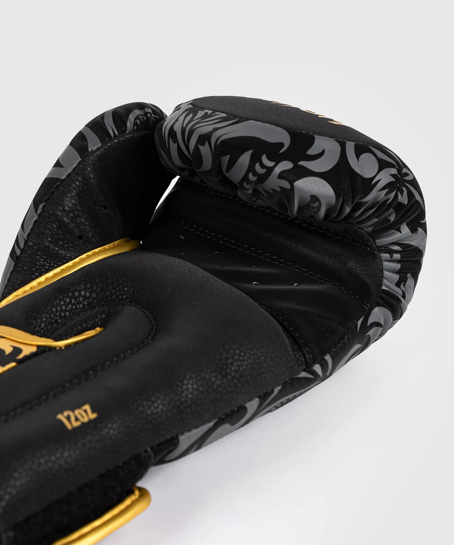 Venum x Ilia Topuria Unmatched Boxing Gloves - Black/Gold