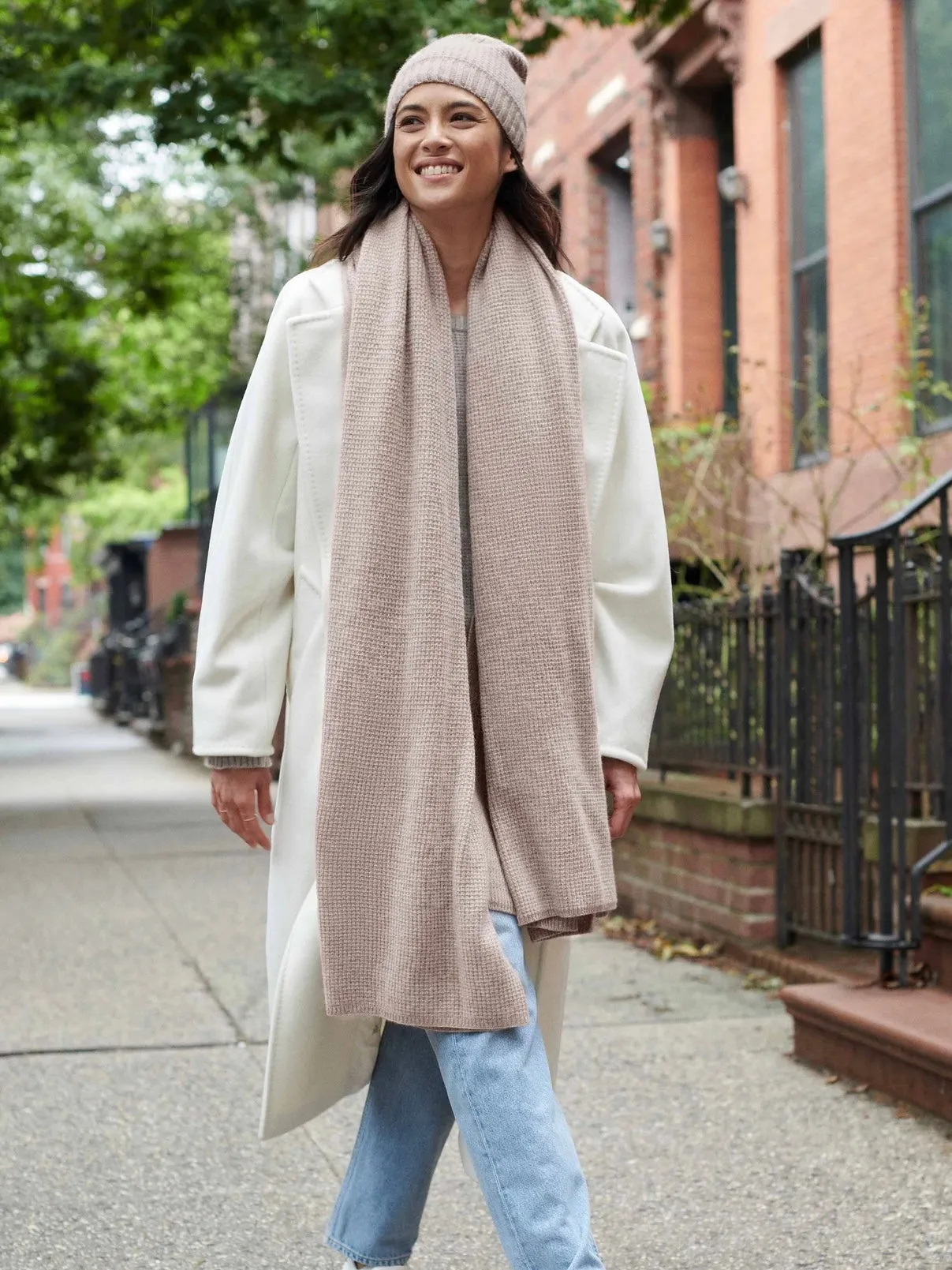 W W CASHMERE WAFFLE KNIT TRAVEL WRAP