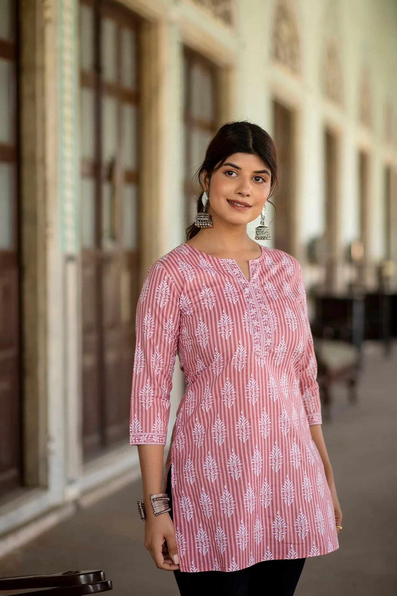 Women Pink Straight Tunic With Three Quarter Sleeves